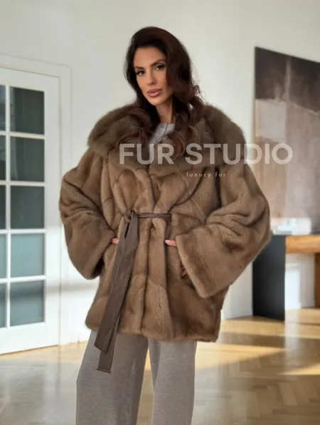 Шуба норковая бежевая с капюшоном - фото 8