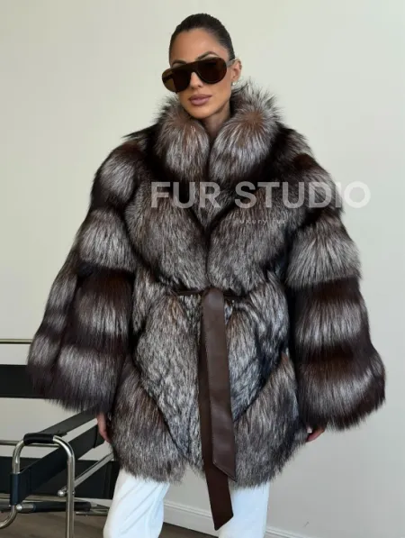 Шуба из лисы - летучая мышь - фото 3