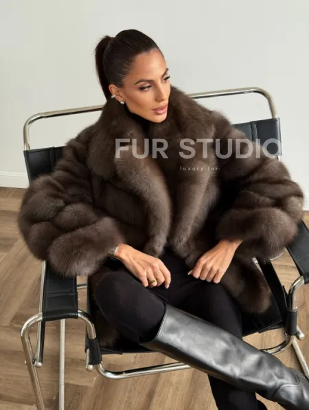 Шуба из куницы с английским воротником - фото 0