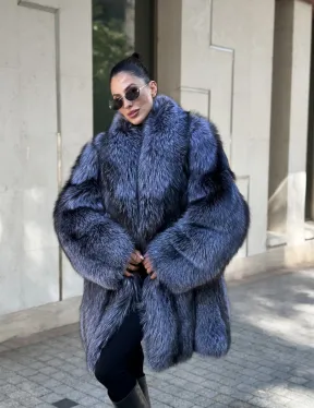 Удлиненная шуба из чернобурой лисы - фото 4
