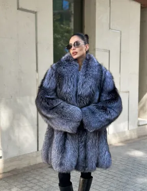 Удлиненная шуба из чернобурой лисы - фото 7
