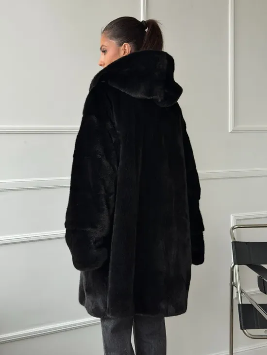 Шуба натуральная женская из норки Blackglama с капюшоном - фото 4