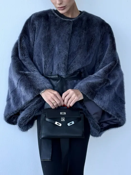 Женское меховое манто - шуба из норки с круглым вырезом, модель  «Летучая мышь» - фото 2