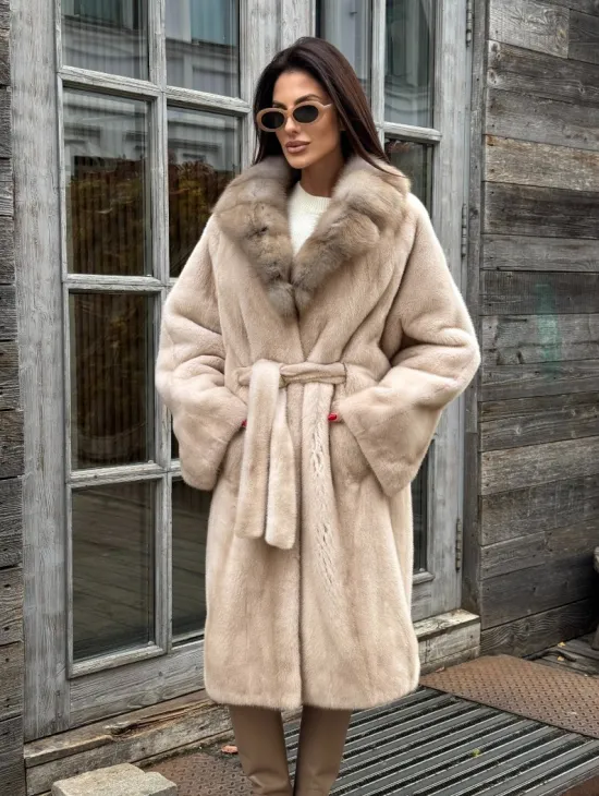 Шуба LUXURY кимоно из норки IVORY с английским воротником из меха куницы - фото 7