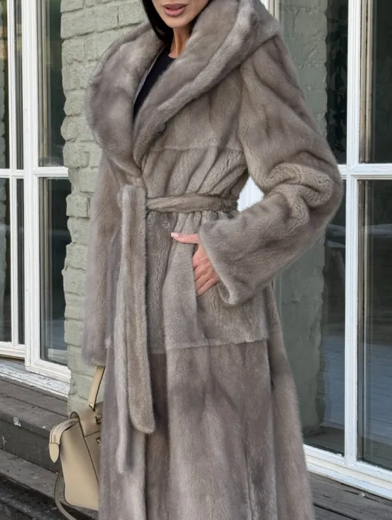 Шуба норковая серая с капюшоном и меховым поясом, классика - фото 2