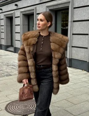 Шуба из натурального меха куницы с капюшоном - фото 18
