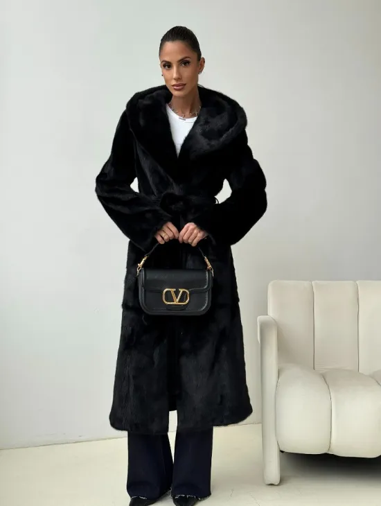 Черная норковая шуба с капюшоном - фото 9