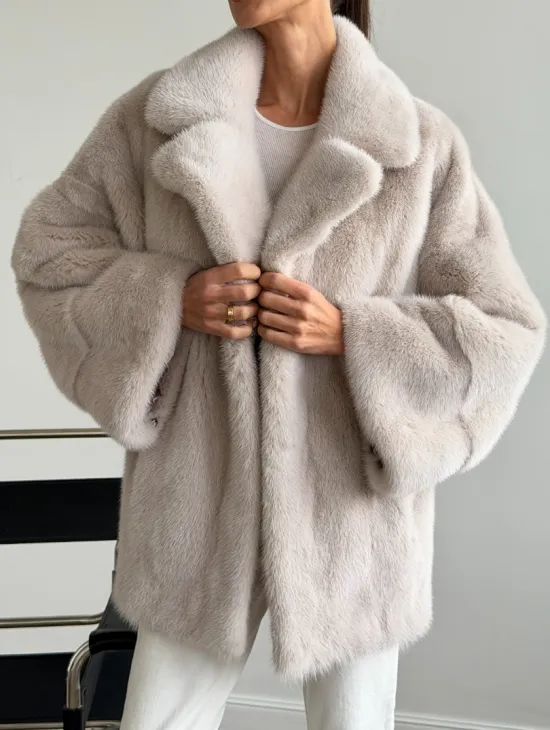 Светлый норковый полушубок - английский воротник - фото 1