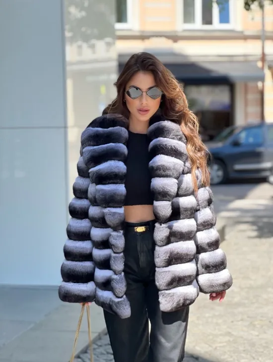 Шуба из меха шиншиллы с шалевым воротником - фото 0