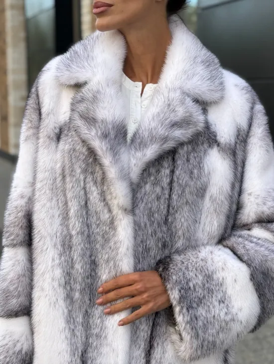 Белая норковая куртка автоледи английский воротник - фото 2