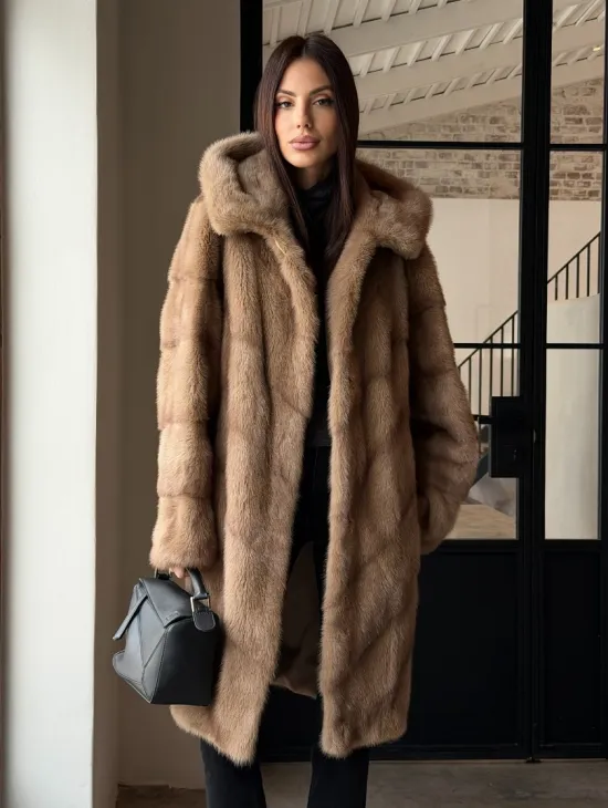 Норковая шуба с капюшоном - цвет пастель - фото 0
